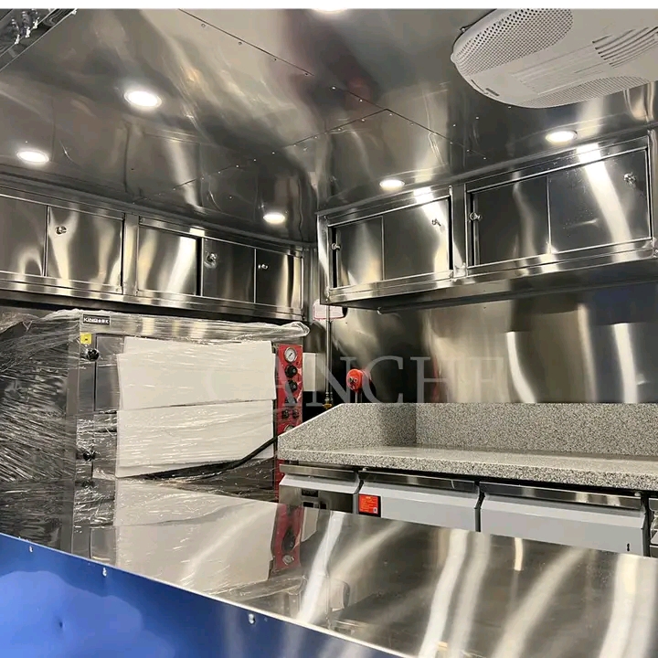 Stone Baked Pizza Foodtruck – Image 5